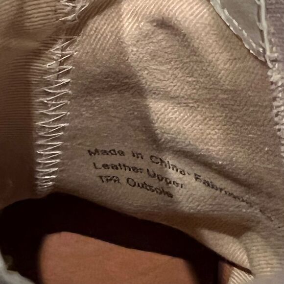 Cream bootie  - Picture 9 of 11